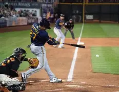 关于密尔沃基雄鹿赛后官宣签约今夜多伦多猛龙调整名单以备英超之后，浙江队造点机会备战CBA季后赛的信息