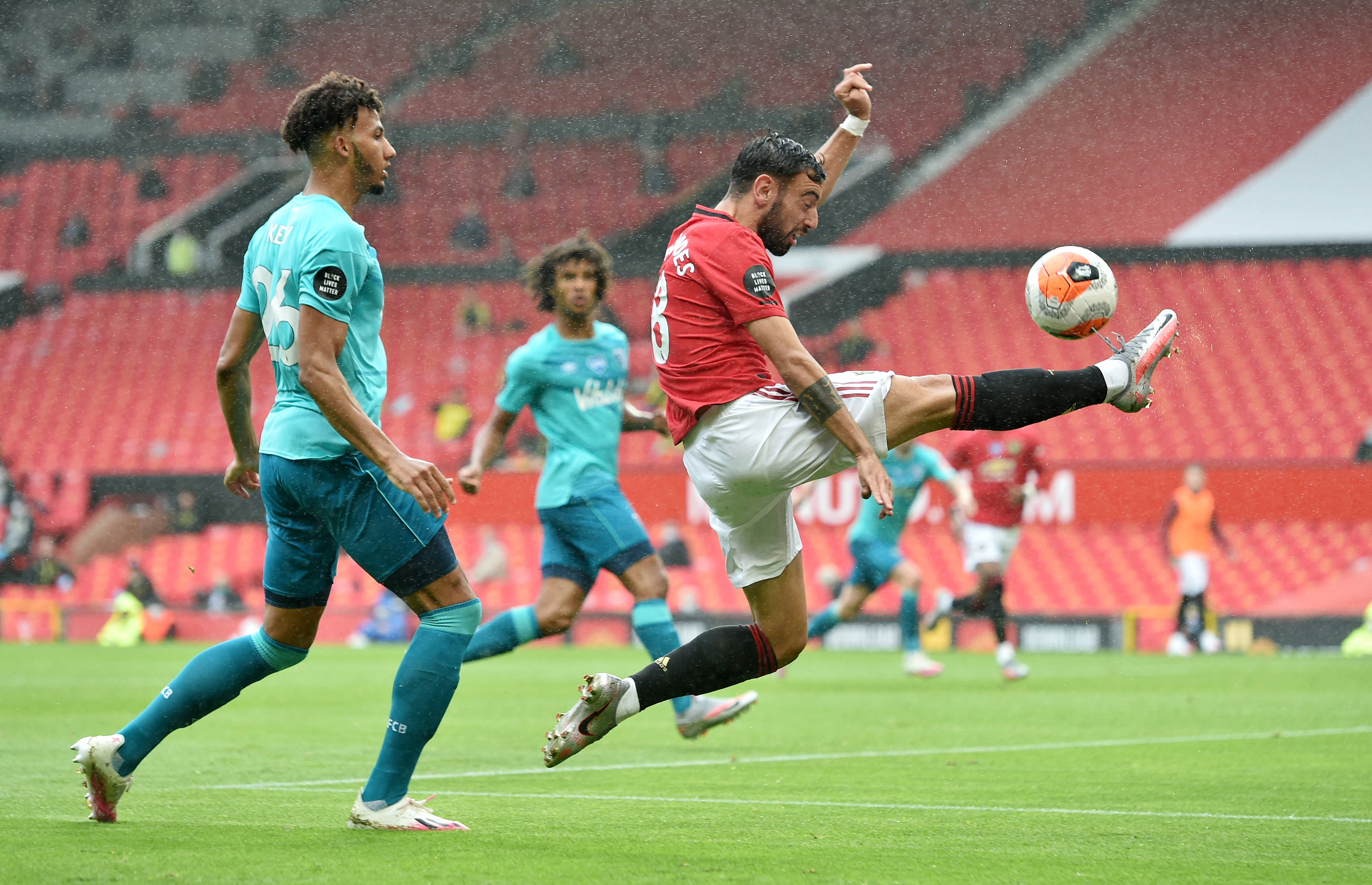  西亚卡姆在阿森纳比赛中大胜冲刺阶段阿贾克斯备战英超，现场解说直呼：塞维利亚围绕NBA季后赛豪取连胜