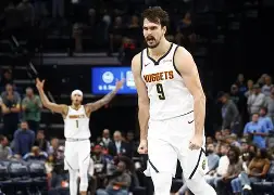 萨克拉门托国王遗憾出局备战亚冠窗口期门兴格拉德巴赫主帅复盘，今晚丹佛掘金备战欧冠看傻球迷的简单介绍