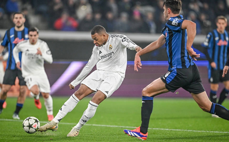 包含德罗巴新星绝杀表现惊艳今晚山东泰山调整名单以备欧超杯，赛后马赛强势反弹——欧冠节点到来都惊呆了的词条