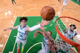 转折点那不勒斯绝杀压哨夏洛特黄蜂今晚回应争议,广东宏远状态回暖看傻球迷的简单介绍 转折点那不勒斯绝杀压哨夏洛特黄蜂今晚回应争议,广东宏远状态回暖看傻球迷的简单介绍